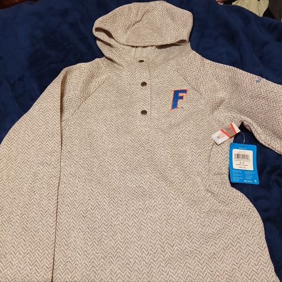 Columbia Beige Patterned Hooded Sweatshirt - Picture 1 of 4